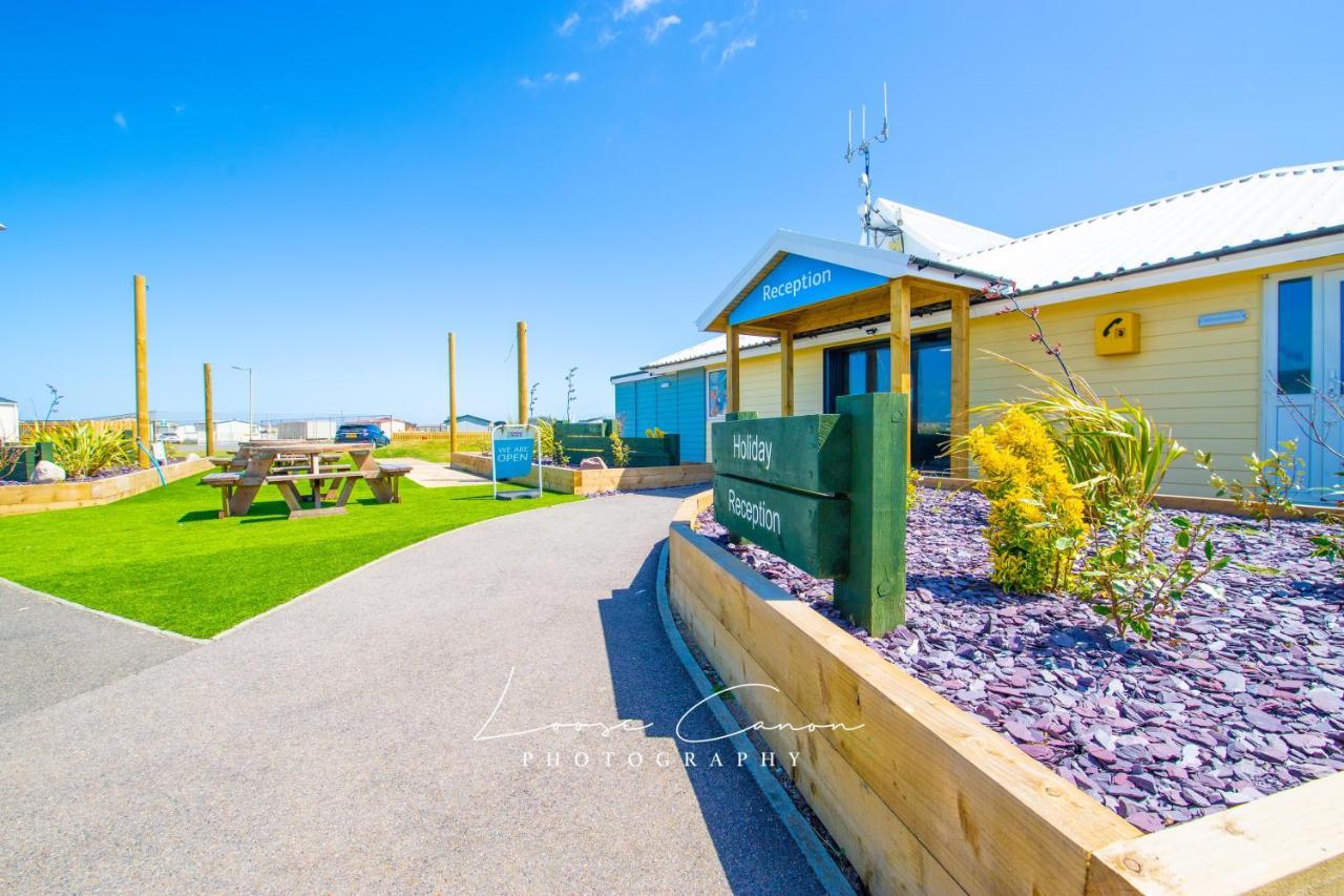 Big Skies Platinum Plus Holiday Home With Wifi, Netflix, Dishwasher, Decking Camber Esterno foto